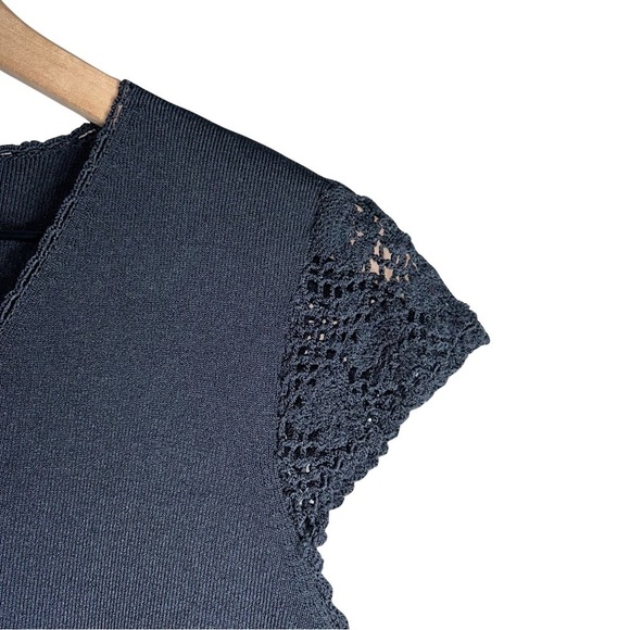 Belldini Crochet Lace Edges - Size L - Picture 4 of 8